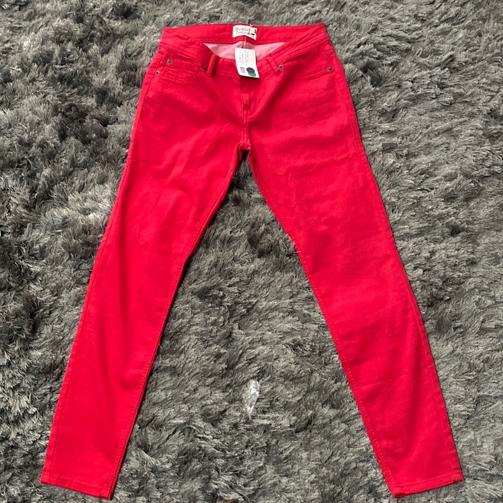 Red skinny jeans